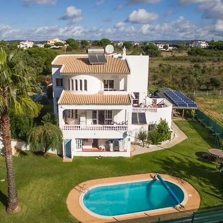 Dom wakacyjny Mccaigs Holiday Albufeira